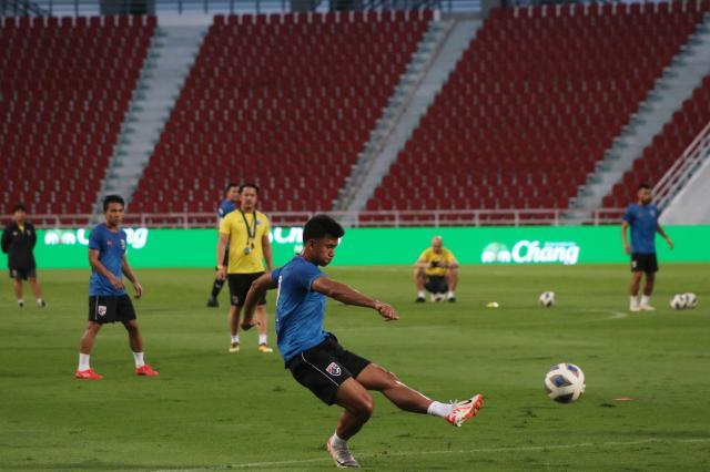 Starrysky Spor-波尔金密谈2将重组泰国右翼 预计首发：重用素帕那